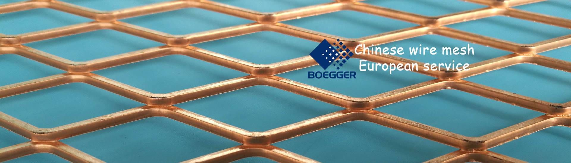 A detailed looking of the standard expanded copper mesh.