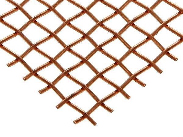 A piece of copper crimped wire mesh with plain weave meshes.